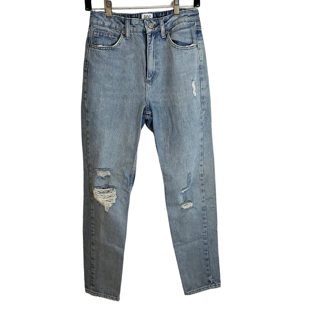 BDG Mom Jeans Womens Size 26 x 32 Medium Wash Distressed